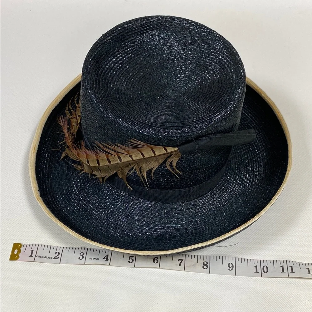 Elegant Vintage Black Hat by Mr. Philippe of France, with Feather Detail - Picture 8 of 8